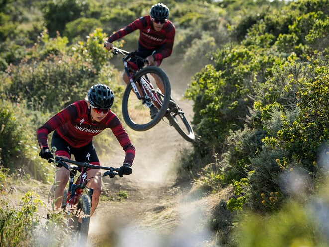 Milí rodičové, chcete, aby se Vaše děti nebály na kole v terénu i mimo něj?